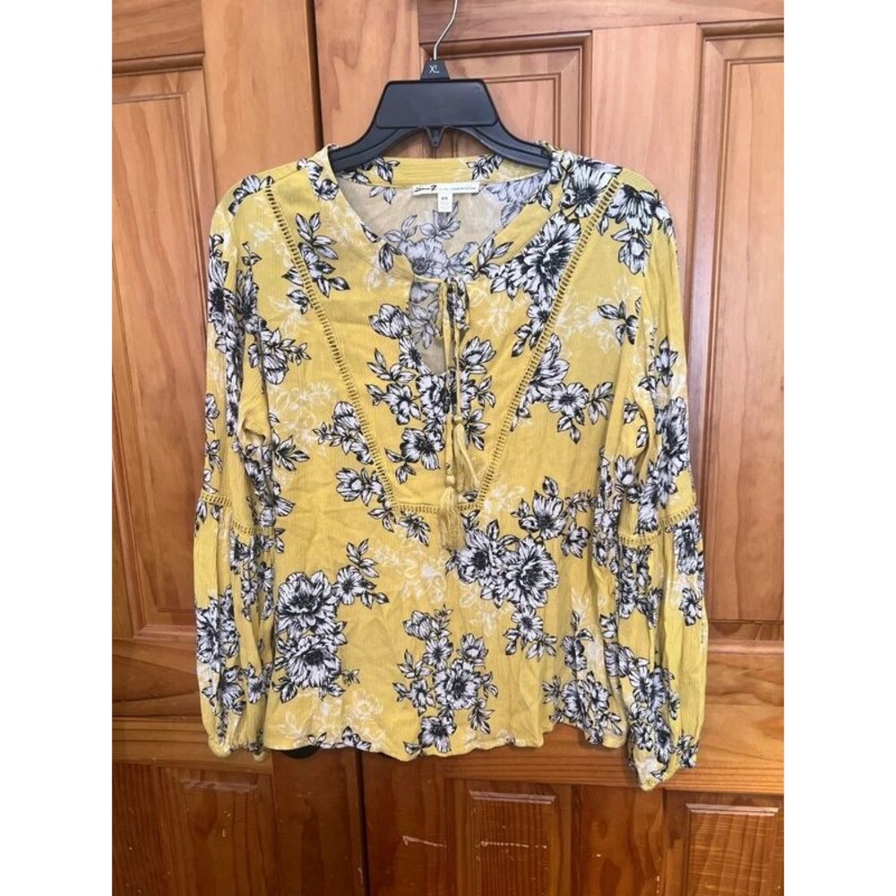 Seven 7 size medium blouse yellow and black